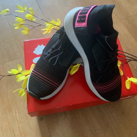 Puma Girls Sneakers Size 4.5 - Picture 7 of 10